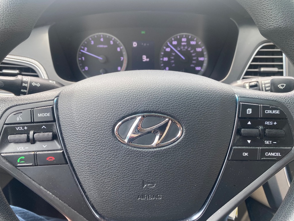 2016 Hyundai Sonata SE - Photo 14