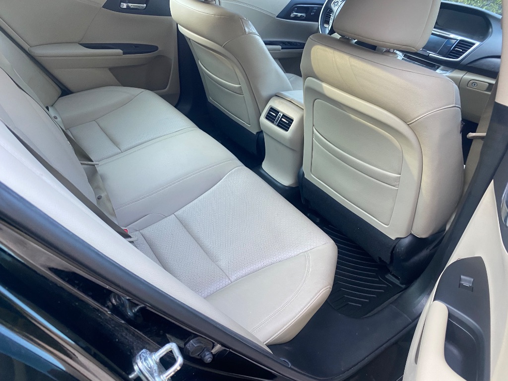 2013 Honda Accord EX-L - Photo 7