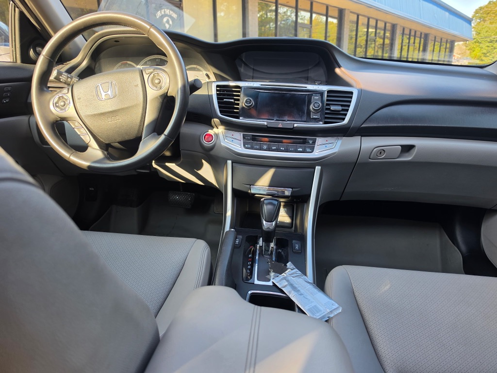 2014 Honda Accord EX-L - Photo 8